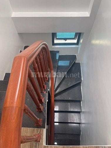 Bán nhà Lạc Trung xây mới ô tô đỗ qua nhà 2 thoáng, 50m2, 6t, 14.8 tỷ.