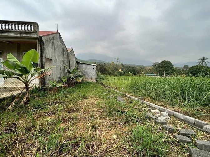 Mảnh đất tiện lợi cho kinh doanh và buôn bán