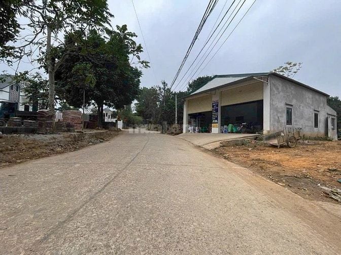 Mảnh đất tiện lợi cho kinh doanh và buôn bán