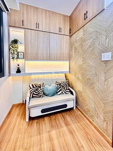 Bán nhà 2 Lầu Nguyễn Thiện Thuật, P2, Q3 giá 3tỷ590-4PN-56m2  