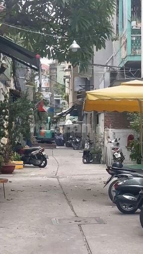Hẻm Xe Hơi Trần Hưng Đạo-Ng V Cừ,Ngang 4m,3Tầng,3PN,An Ninh, sạch sẽ 