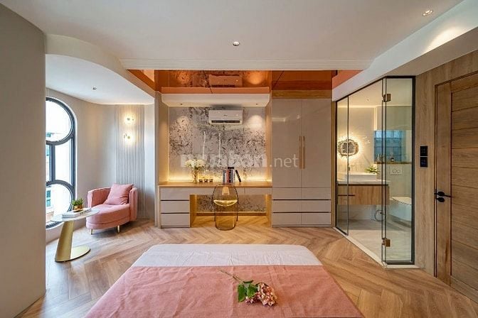 Siêu phẩm 4 Lầu THANG MÁY tuyệt đẹp CAO CẤP hẻm xe hơi Nguyễn Văn Khối