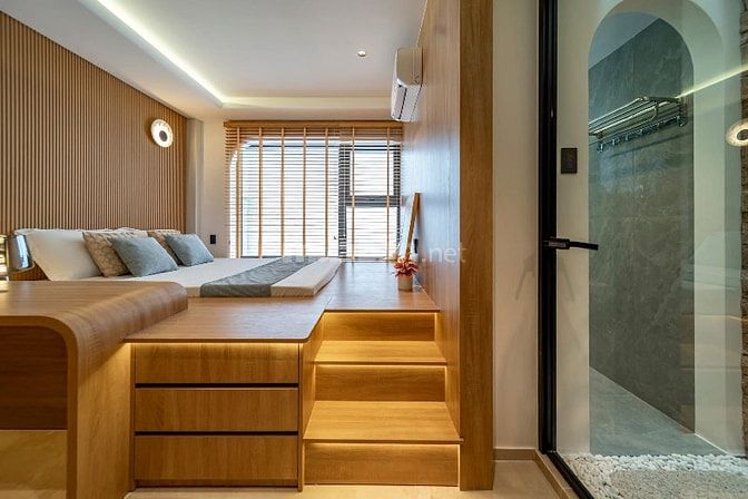 Siêu phẩm 4 Lầu THANG MÁY tuyệt đẹp CAO CẤP hẻm xe hơi Nguyễn Văn Khối