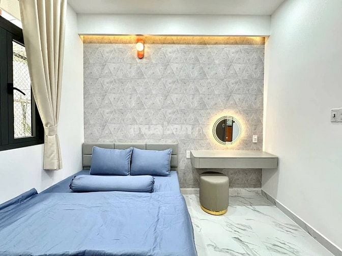 Bán Nhà Đẹp 1 Lầu Hồ Văn Huê,P9,Q Phú Nhuận Giá 2tỷ8 Sổ Riêng