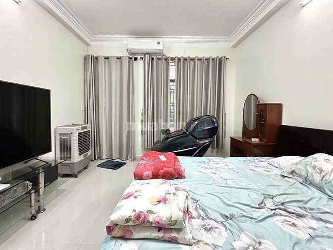 Siêu phẩm 56,25m2 nằm ngay mặt tiền đường Trần Hiện Chánh, Quận 10.