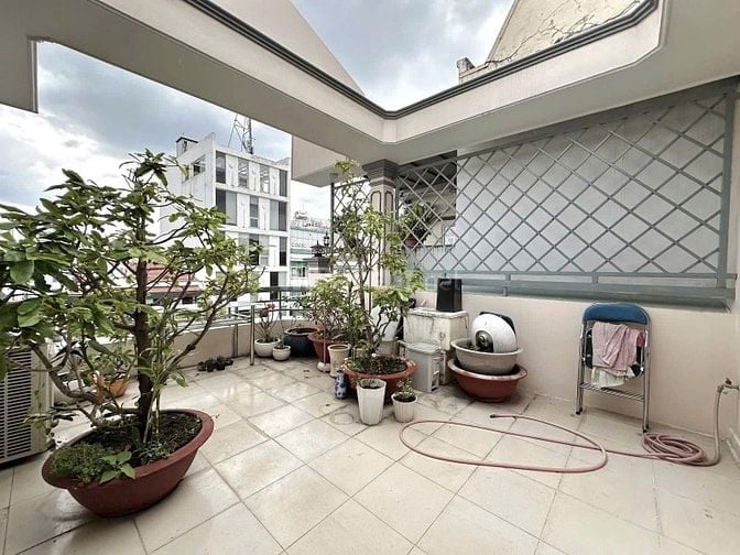 Siêu phẩm 56,25m2 nằm ngay mặt tiền đường Trần Hiện Chánh, Quận 10.