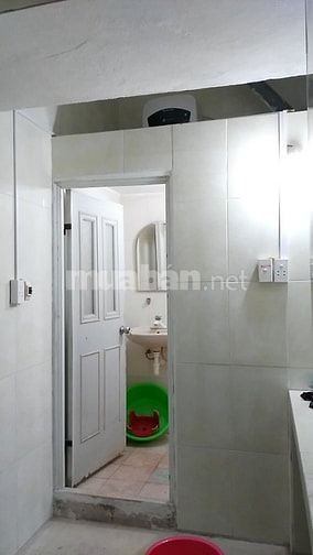 Cho thuê phòng trọ tầng 1 20m2 phố Bạch Mai, Thanh Nhàn, Hai Bà Trưng,