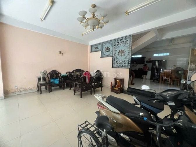 Ngộp giảm 1ty bán gấp nhà 3lau,70m,HXH,Nguyễn Xí,Bình Thạnh,hơn 9ty