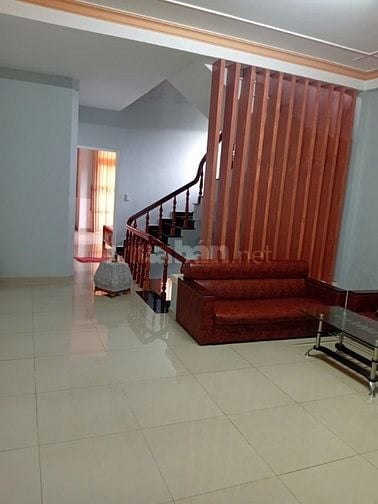 Cho thuê nhà 3 phòng đà lạt 10triệu/tháng đường ôtô nhà xây kiên cố