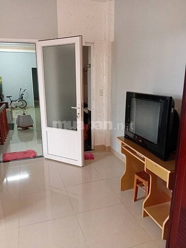 Cho thuê nhà 3 phòng đà lạt 10triệu/tháng đường ôtô nhà xây kiên cố
