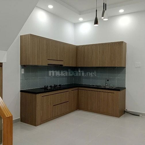 Bán nhà đường Phạm Văn Bạch, p 15, quận Tân Bình