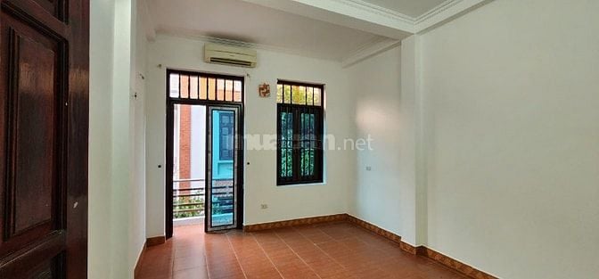 Bán nhà 51m2, 3 tầng, tại số nhà 88 ngõ 70 Ngọc Trục