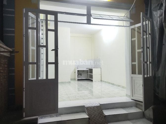 Cho thuê nhà Bình nhâm 28 giá 2.6t