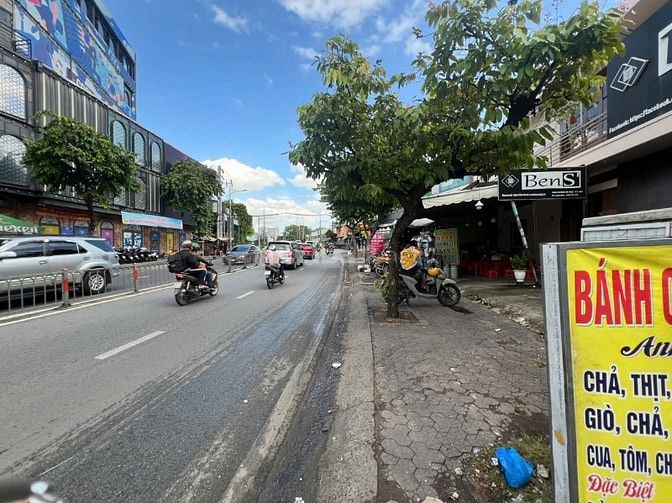 Chính chủ cho thuê MBKD đường Dương Bá Trạc .DT:75m2.Giá:37tr/tháng