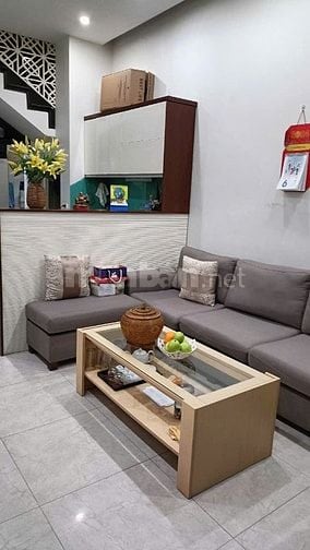 Cho thuê nhà ngõ oto phố Bạch Mai 40m2/ 4tầng/3 PN/ full NT/tiện KD 