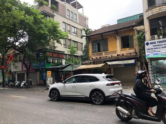 Cho thuê cửa hàng mặt phố Lò Đúc (đối diện chung cư Kinh Đô 93-Lò Đúc)