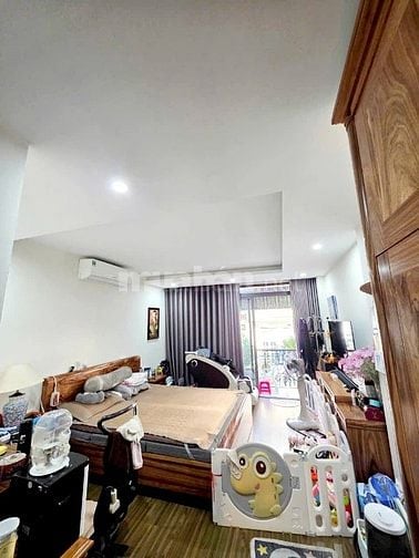 Bán nhà Thái Hà 5 tầng, ô tô ra vào, ngõ thông kinh doanh. 20 tỷ