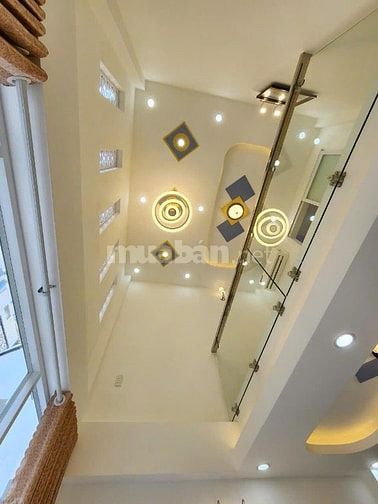 Bán Nhà Riêng 33,1m2, giá tốt 2,05tỷ view đẹp tại Chu Văn An, P12, BT