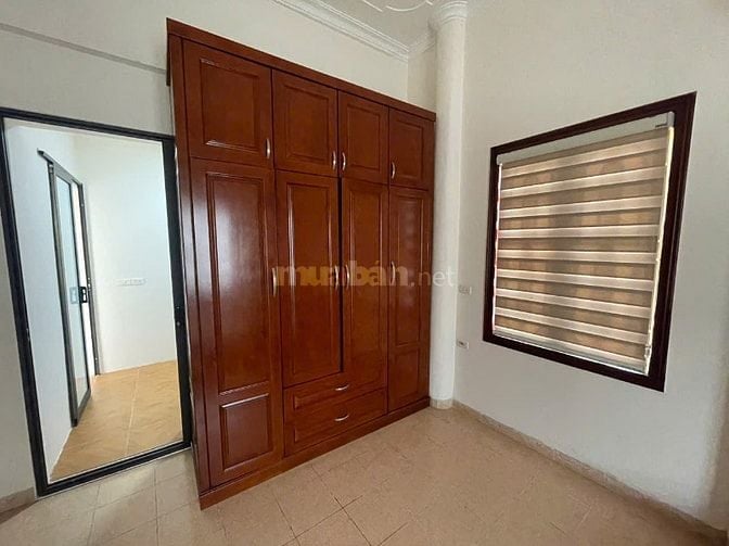 Chính chủ cho thuê căn hộ tập thể 5T1 Ngõ 62  Nguyễn Chí Thanh Hà nội