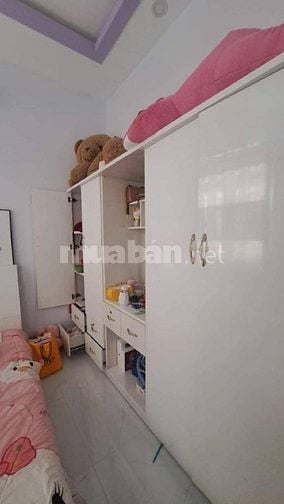 NHÀ 3 TẦNG – 4PN – HẺM 1041 TRẦN XUÂN SOẠN – SÁT HIM LAM – GIÁ 6.95 TỶ