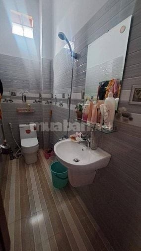 NHÀ 3 TẦNG – 4PN – HẺM 1041 TRẦN XUÂN SOẠN – SÁT HIM LAM – GIÁ 6.95 TỶ