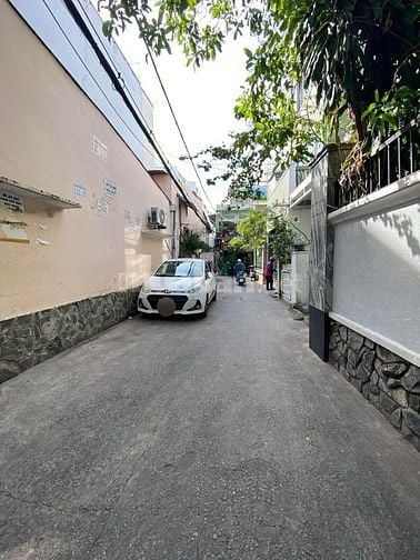Nhà mới 4 tầng, hẻm 4m xe hơi, 60m2 (3.8x16m) Nơ Trang Long Bình Thạnh