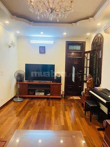 Biệt thự Linh Đàm 280m2, mặt tiền 13m, giá 68 tỷ