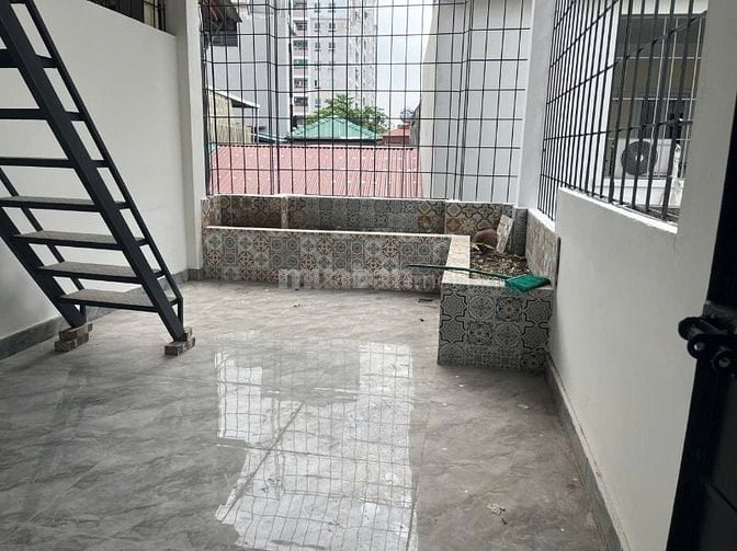Chính chủ cần bán nhà phố Vương Thừa Vũ, Hà Nội, 50 m2x 4 tầng