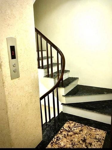 Bán nhà Vương Thừa Vũ 6 Tầng thang máy tiện Kinh Doanh 