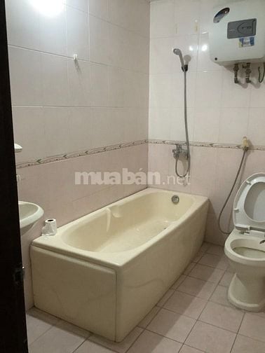 Cho thuê nhà trong ngõ phố Giảng Võ (khu nhà giáp bến xe Kim Mã)