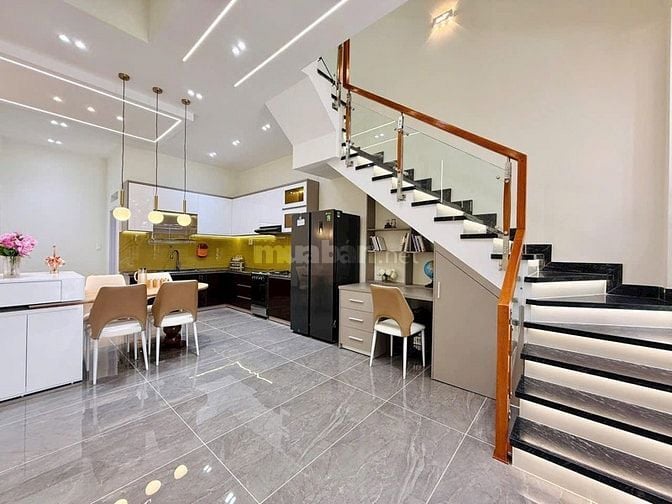 Bán Nhà Phố Đẹp Đường Thống Nhất, Phường 16, Quận Gò vấp, Hồ chí Minh 