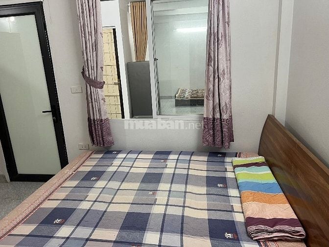 Mình có căn hộ ccmini ở Nguyễn Khánh Toàn Cầu giấy, tầng 4 thang bộ 45