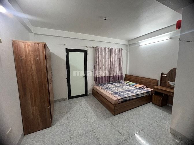 Mình có căn hộ ccmini ở Nguyễn Khánh Toàn Cầu giấy, tầng 4 thang bộ 45