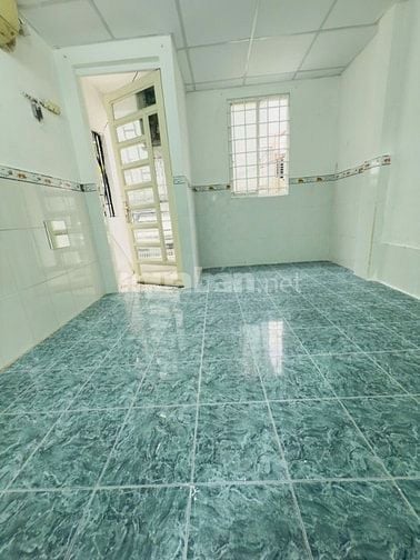 1,98tỷ Nhà nhỏ 2 lầu đúc 2pn sổ hồng hẻm 181 ADL