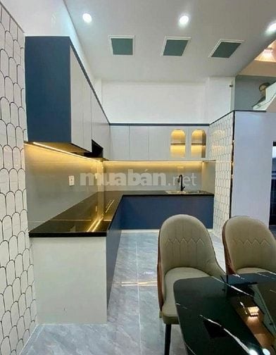 Chính chủ kẹt vốn bán nhà Phạm Văn Hai,P3,Q Tân Bình 60m2 giá 2tỷ980 