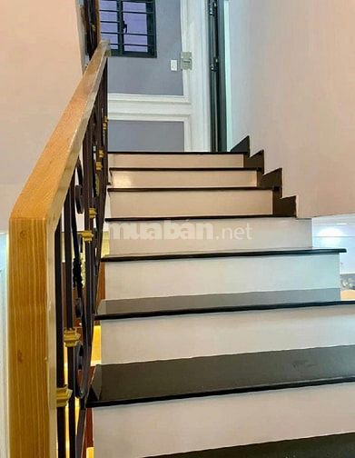 Chính chủ kẹt vốn bán nhà Phạm Văn Hai,P3,Q Tân Bình 60m2 giá 2tỷ980 