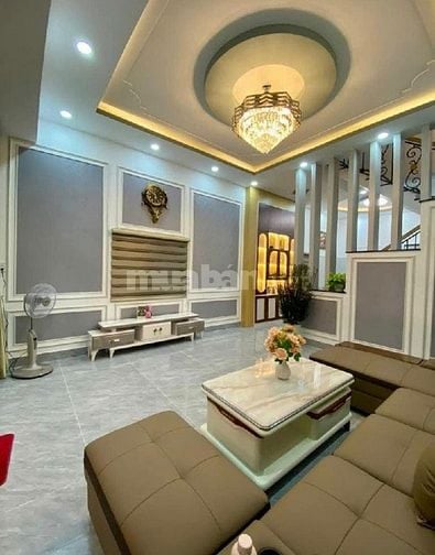 Chính chủ kẹt vốn bán nhà Phạm Văn Hai,P3,Q Tân Bình 60m2 giá 2tỷ980 