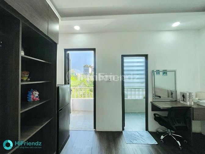 Cho Thuê CHDV Ban Công Mới Đủ Nội Thất, Mặt Tiền Trường Sa