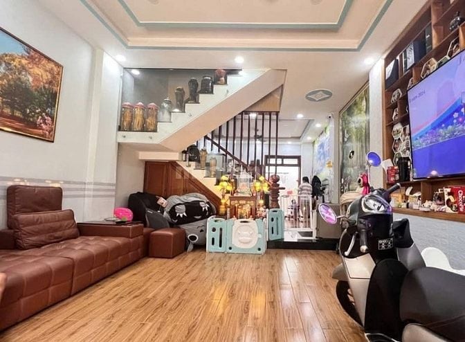 Trả nợ cho con bán gấp nhà Lê Đình Thụ, Tân Thành, Tân Phú. Chỉ 2,69tỷ