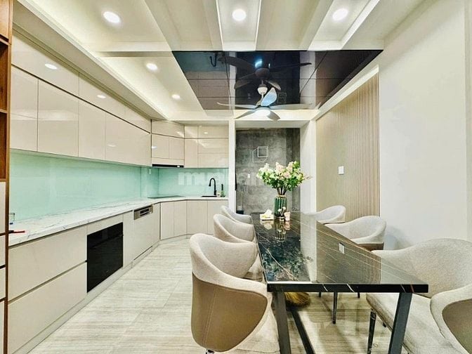 Chỉ 2 tỷ 480 đã sở hữu nhà 43m² đường Trần Bình Trọng, P5, Bình Thạnh.