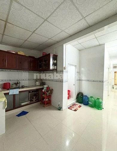 cần bán căn nhà 55m2 cho thuê 4tr/tháng ở Hóc Môn giá 710 triệu