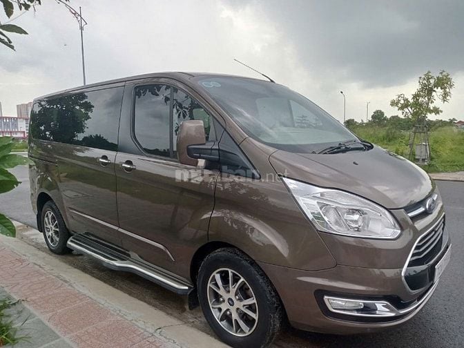 Bán xe Ford Tourneo Titanium đã độ Limousin