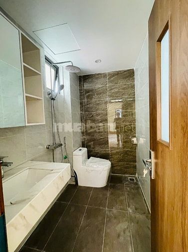 Bán nhà 6 tầng mới xây lô góc ngõ 155/43 đường Cầu Giấy