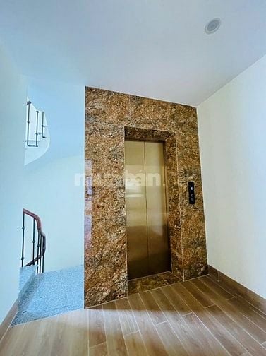 Bán nhà 6 tầng mới xây lô góc ngõ 155/43 đường Cầu Giấy