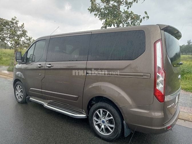 Bán xe Ford Tourneo Titanium đã độ Limousin
