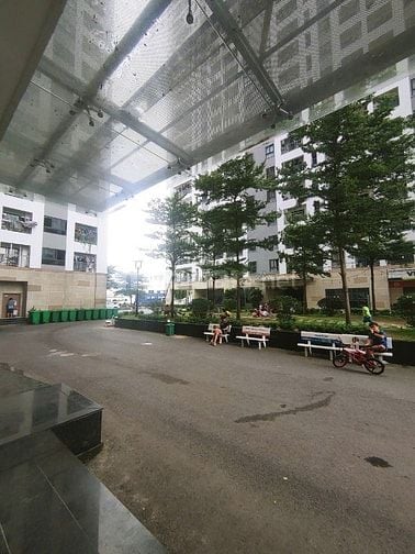 Chính chủ cần bán Căn hộ tầng 8 (60m2,2PN,2WC)-IRIS TOWER Thuận An