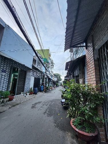 BÁN NHÀ DT 155M2 NGAY KHU TÊN LỬA NỐI DÀY ĐƯỜNG NHỰA 6M XE TẢI THÔNG