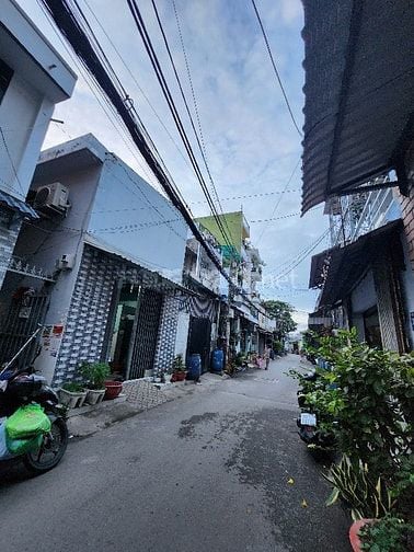 BÁN NHÀ DT 155M2 NGAY KHU TÊN LỬA NỐI DÀY ĐƯỜNG NHỰA 6M XE TẢI THÔNG