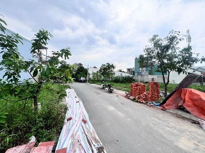 ĐẤT BÁN KHU PHÂN LÔ ĐẸP -  ĐƯỜNG RỘNG VÀ THÔNG CÓ VỈA HÈ 2 BÊN RỘNG 9M