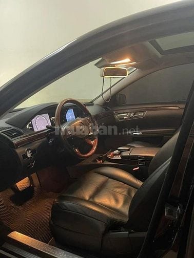 Bán xe Mẹc S350 gia đình đang sử dụng